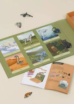 Coco Village Interactive & Magnetic Encyclopedia – Animal Discovery