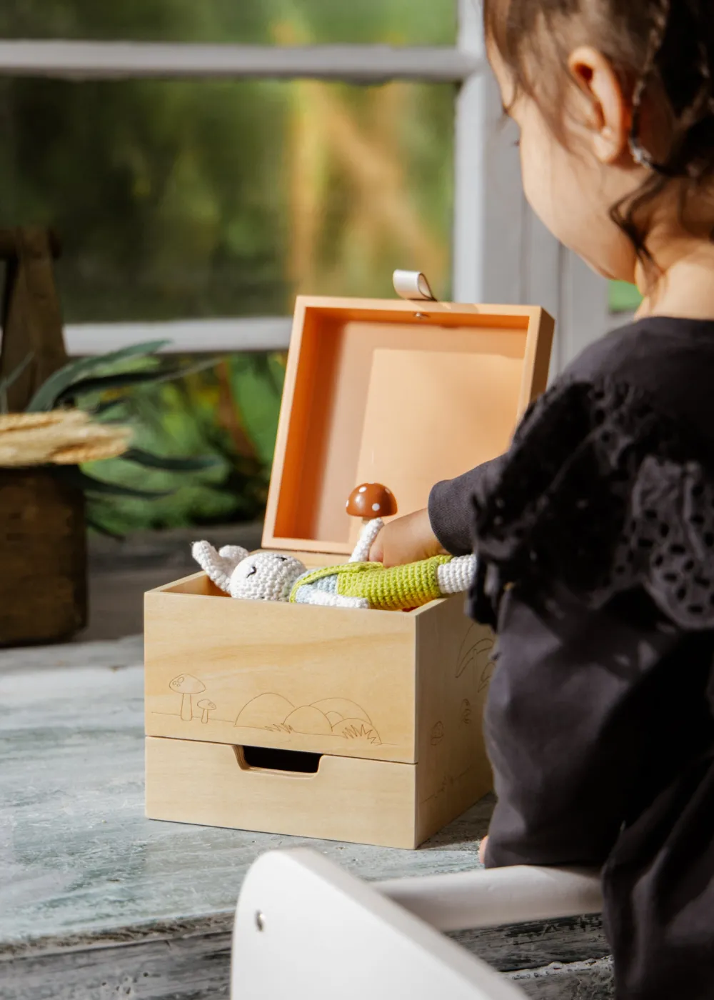 Coco Village Wooden Musical Souvenir Box - Nature
