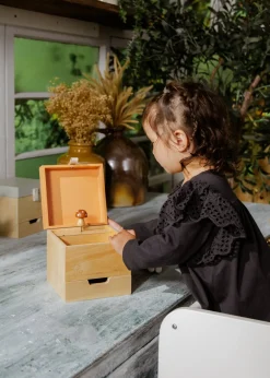 Coco Village Wooden Musical Souvenir Box - Nature
